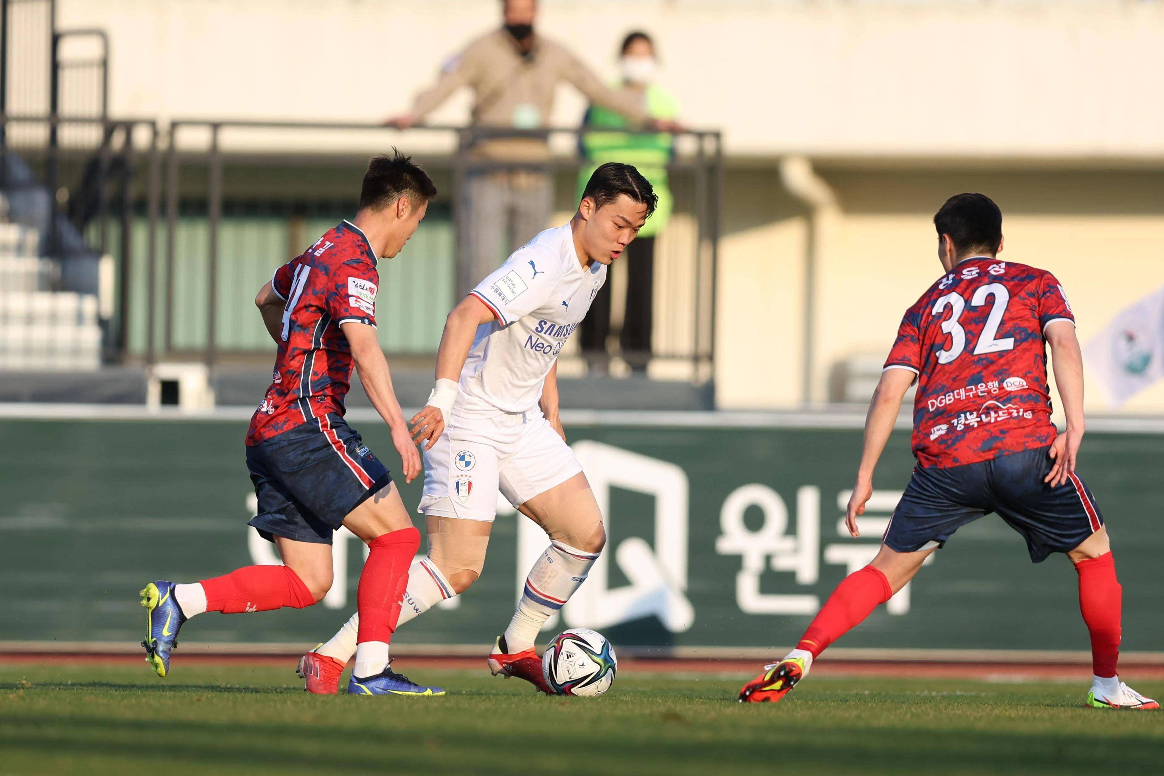 关于巴黎圣日耳曼发布备战花絮，加时末段战术微调，亚冠任务艰巨，心理建设被强调的信息